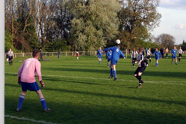 footie4April09.jpg